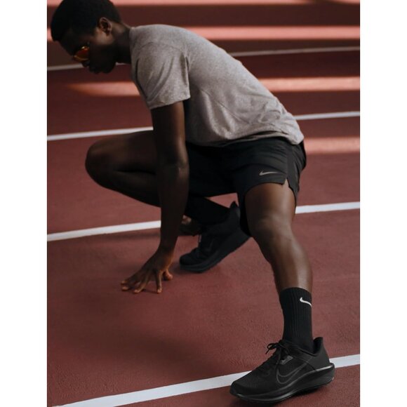 Nike Men's Quest 6 Road Running Shoes - Picture 2 of 7